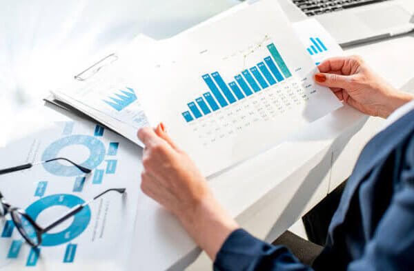traduccion financiera corporativa inglés a español